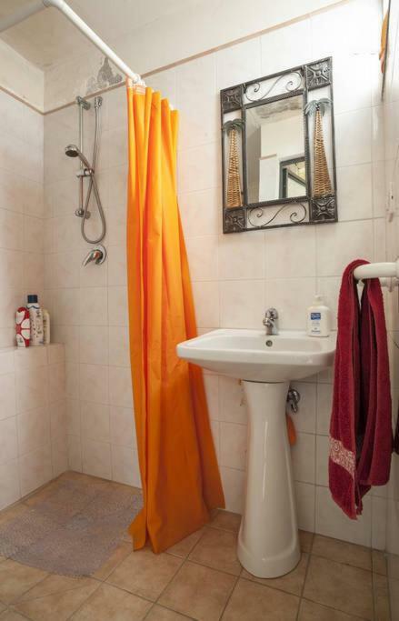 La Tavernetta Santa Venerina Dış mekan fotoğraf